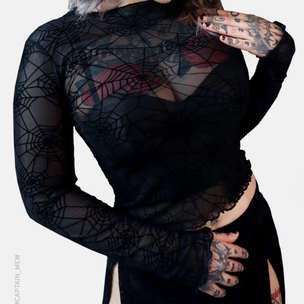 Forest Ink spiderweb top